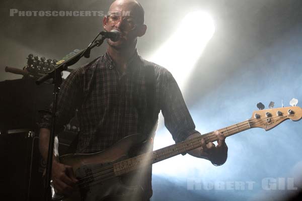 THE NATIONAL - 2013-06-24 - PARIS - Point Ephemere - Scott Devendorf
